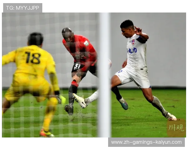 成都蓉城边路渗透制造大量射门机会